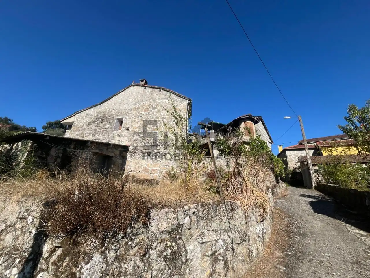 Vista exterior de Casa o xalet en venda en Ourense Capital  amb Calefacció, Jardí privat i Terrassa