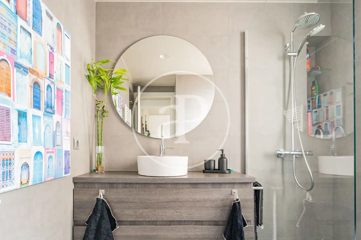 Bathroom of Flat for sale in Madrid  with Air Conditioner, Heating and Furnished