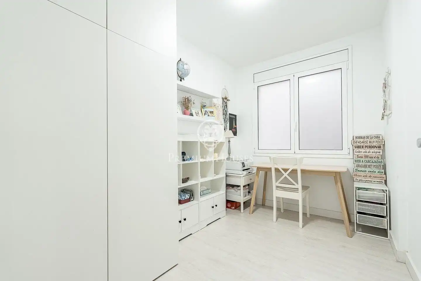 Schlafzimmer von Wohnungen zum Verkauf in Barcelona mit Klimaanlage, Heizung und Parkett