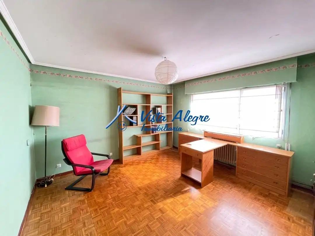 Piso en venta en Haro con Calefacción, Terraza y Trastero