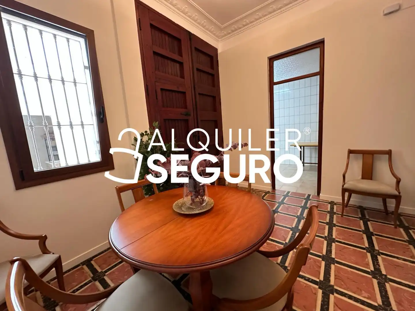 Piso de alquiler en Valencia con Aire acondicionado, Terraza y Amueblado