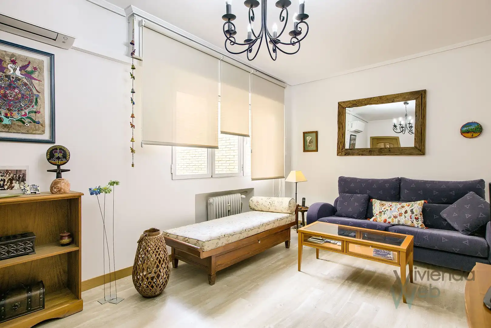 Living room of Flat for rent in Madrid  with Air Conditioner, Heating and Parquet flooring