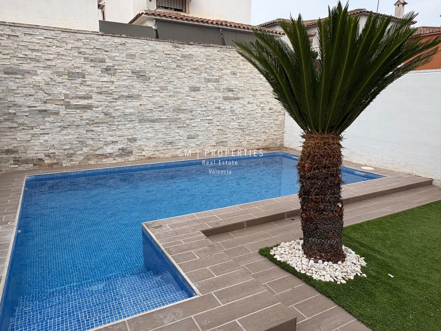 Swimming pool of House or chalet to rent in La Pobla de Vallbona  with Air Conditioner, Heating and Terrace