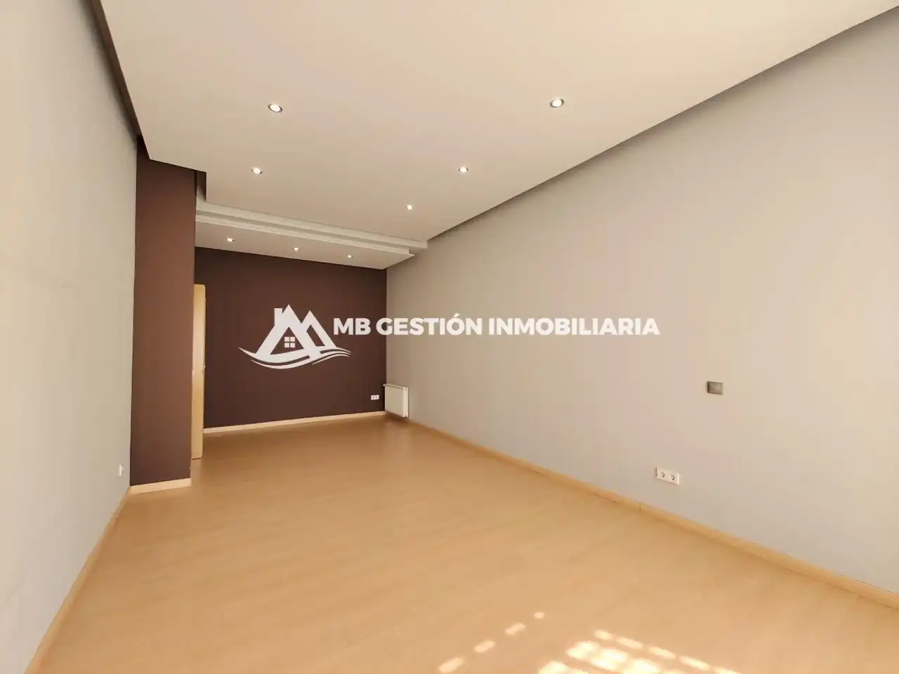 Planta baja en venta en Fuenlabrada con Calefacción, Trastero y Piscina