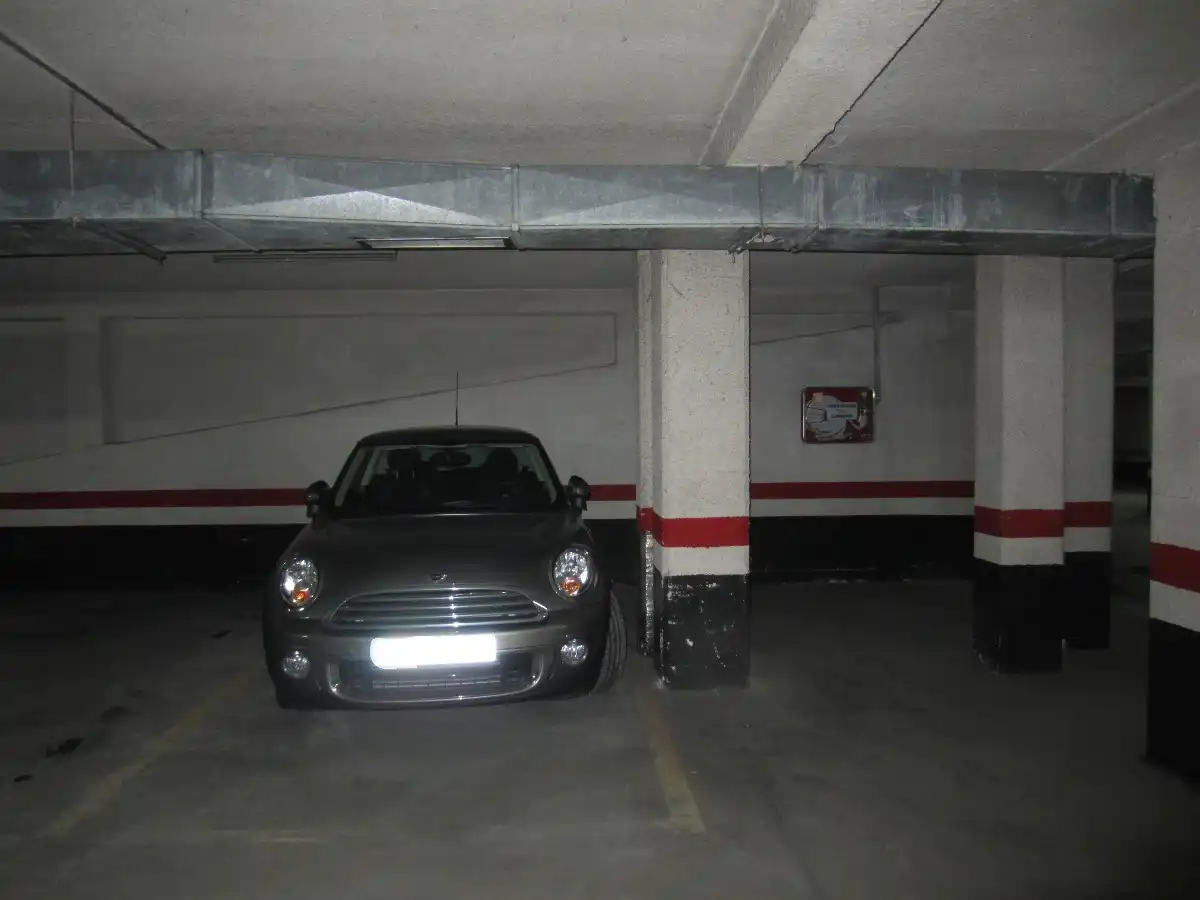 Einzelparkplatz zum Verkauf in Centro - Ariz - Uribarri