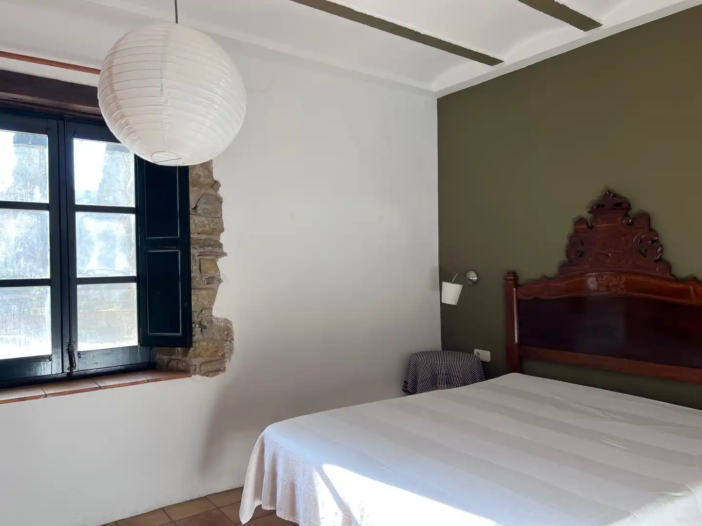 Dormitori de Finca rústica en venda en Mieres (Girona) amb Aire condicionat, Jardí privat i Parquet