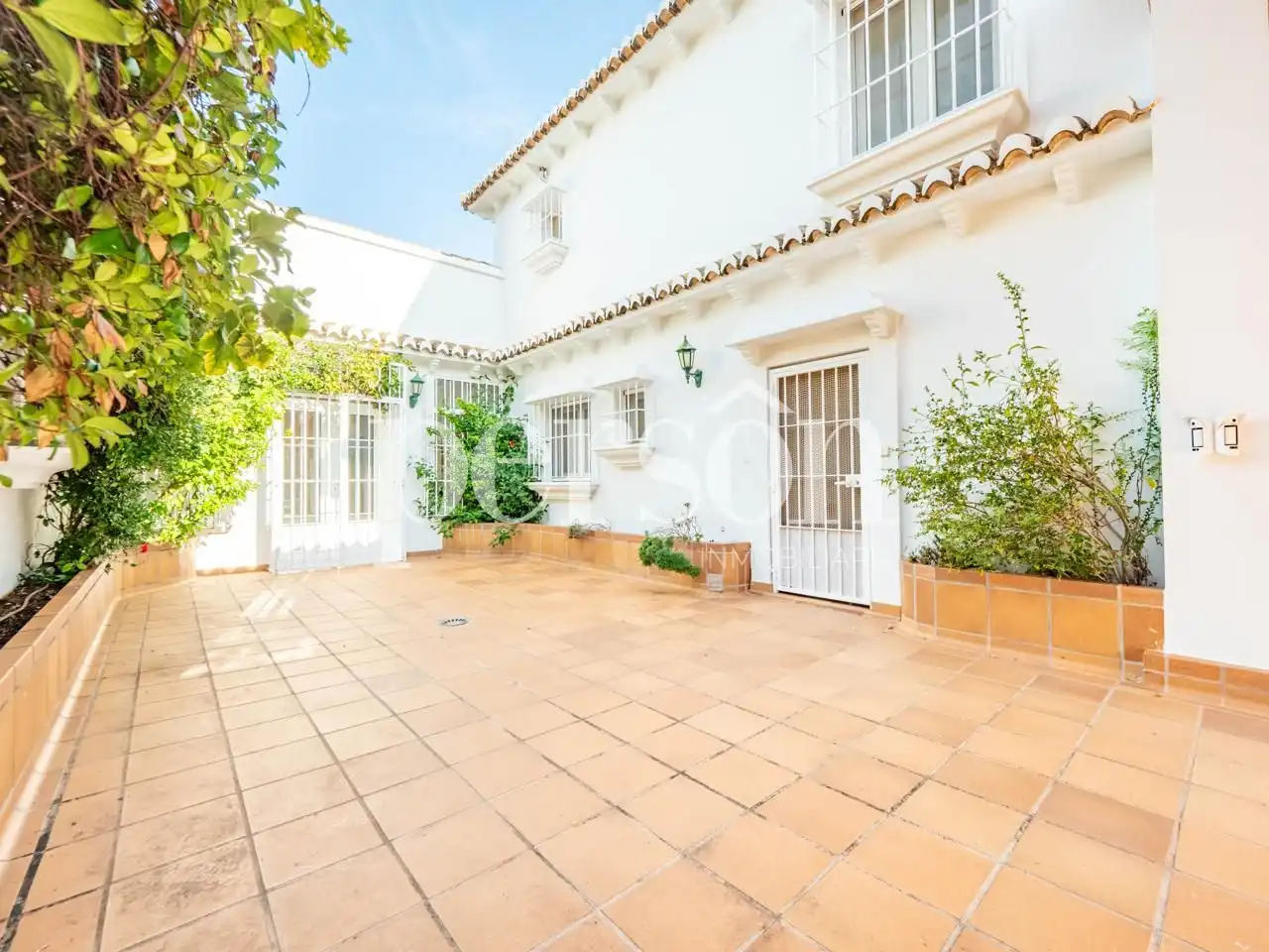 Vista exterior de Finca rústica en venda en Bétera amb Aire condicionat, Calefacció i Jardí privat