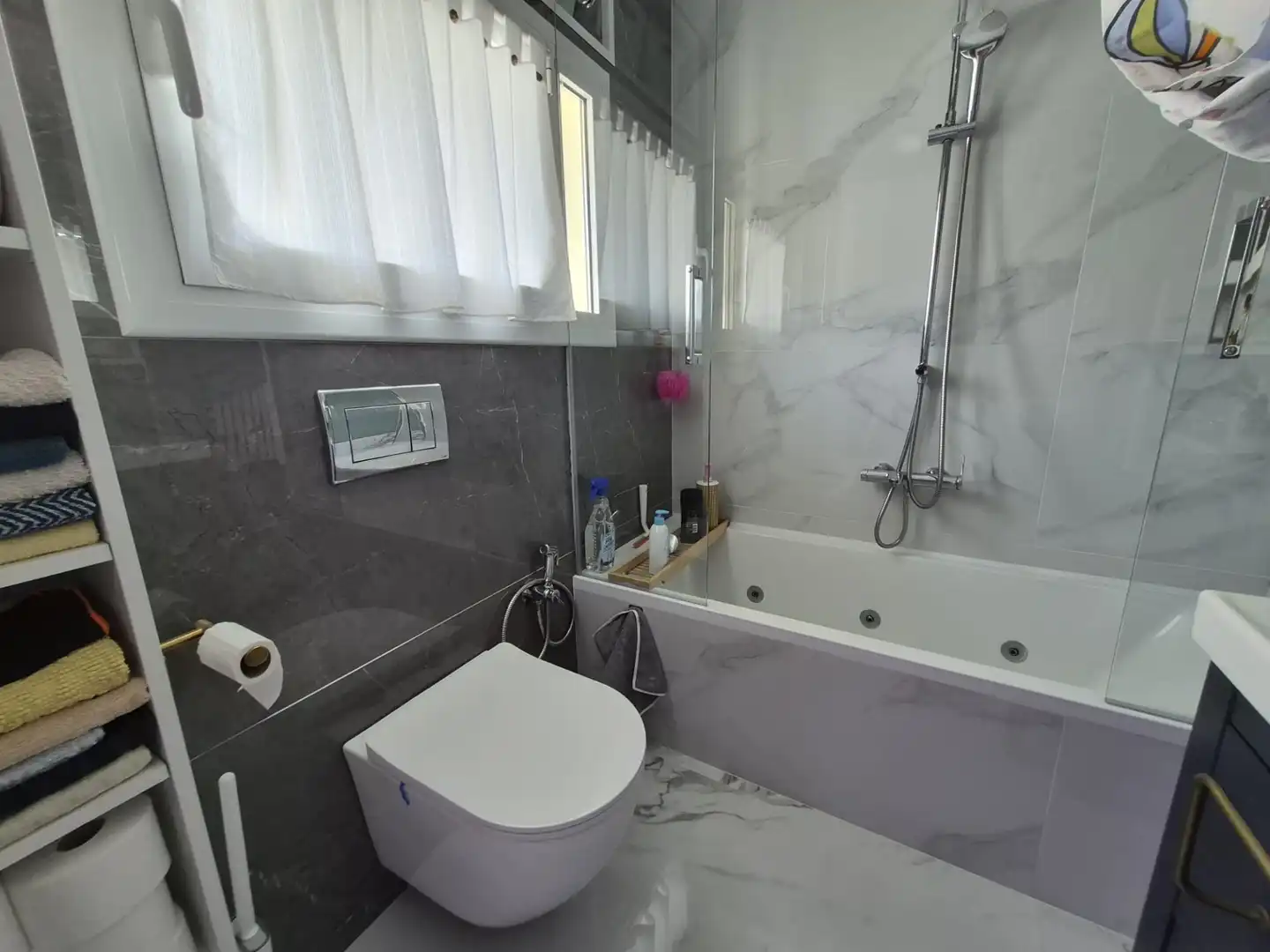 Baño de Ático en venta en Calella con Aire acondicionado, Calefacción y Terraza