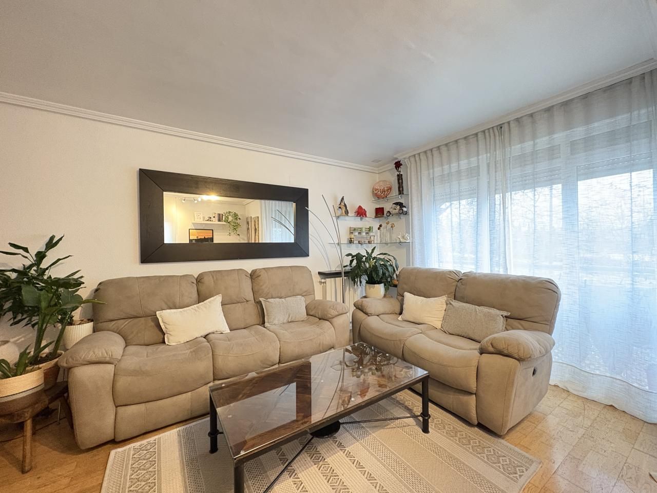 Living room of Flat for rent in Alcobendas  with Air Conditioner, Heating and Furnished