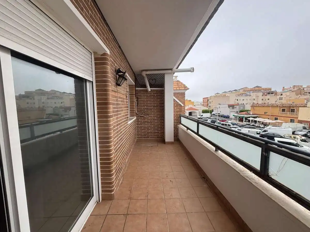 Terraza de Piso en venta en Roquetas de Mar con Terraza
