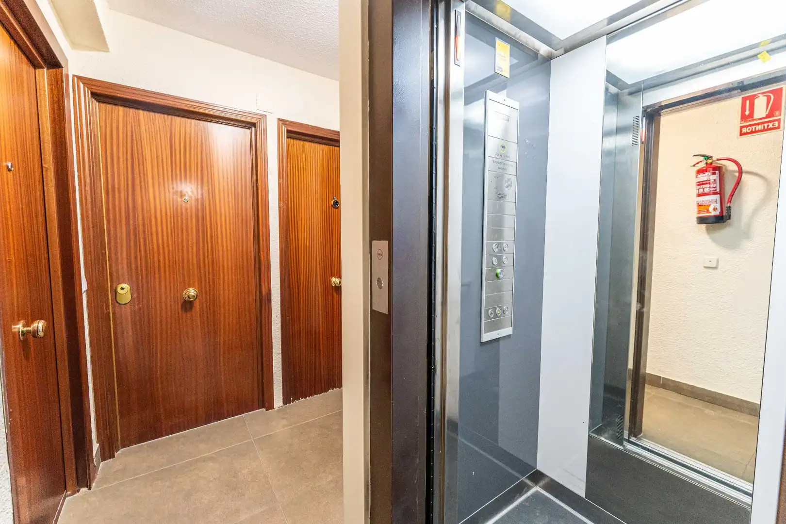 Flat for sale in Móstoles  with Air Conditioner and Heating