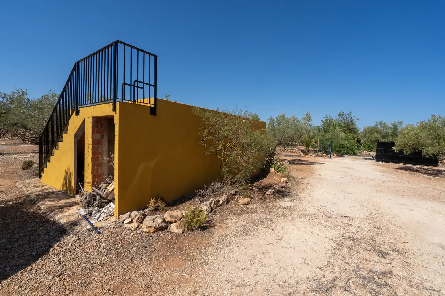 Vista exterior de Finca rústica en venta en L'Aldea con Terraza y Amueblado