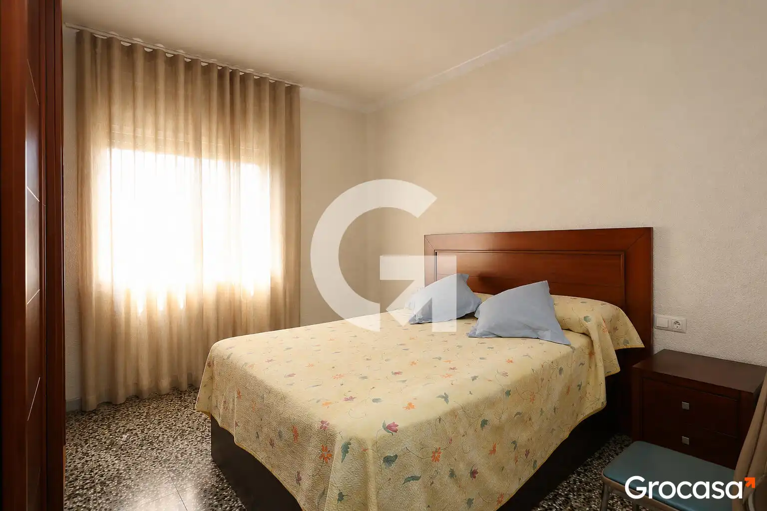 Bedroom of Flat for sale in Terrassa  with Air Conditioner, Heating and Storage room