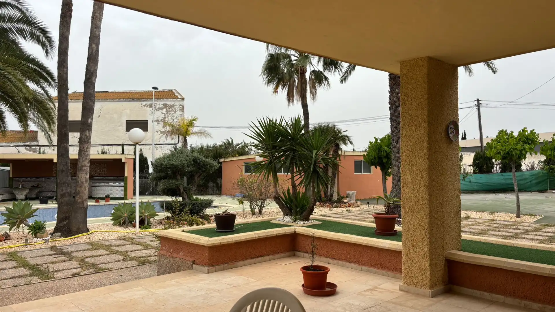 Jardí de Casa o xalet en venda en Elche / Elx amb Jardí privat, Terrassa i Piscina