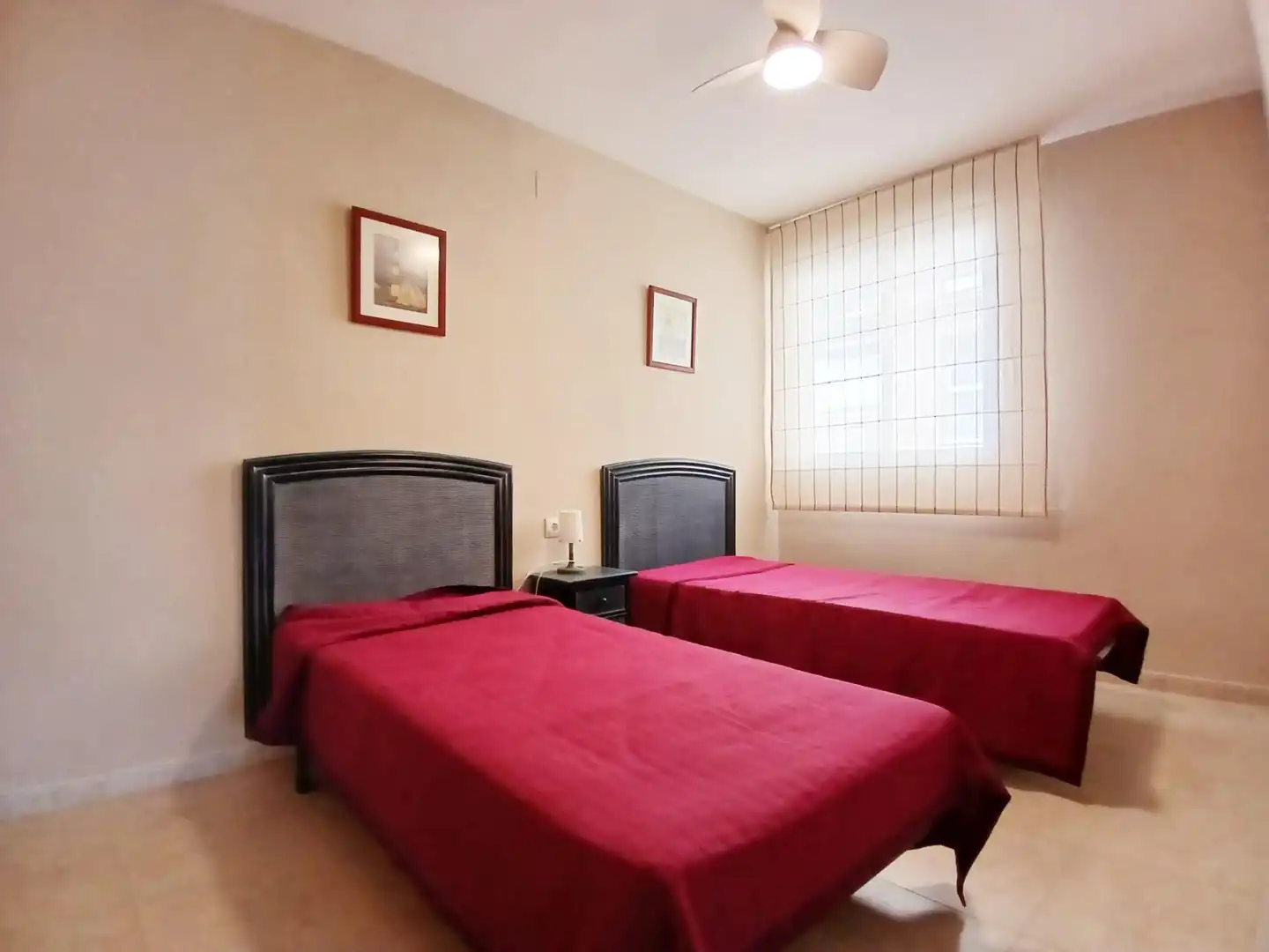 Habitación de Apartamento en venta en Oropesa del Mar / Orpesa con Aire acondicionado, Terraza y Amueblado