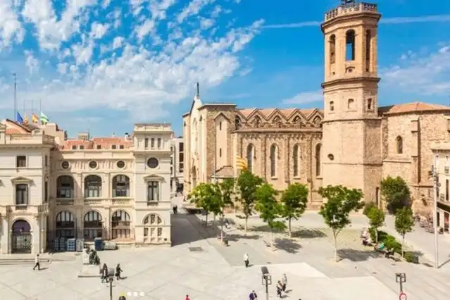 Wohnbaugrundstück zum Verkauf in Centre - Sant Oleguer, imagen 4