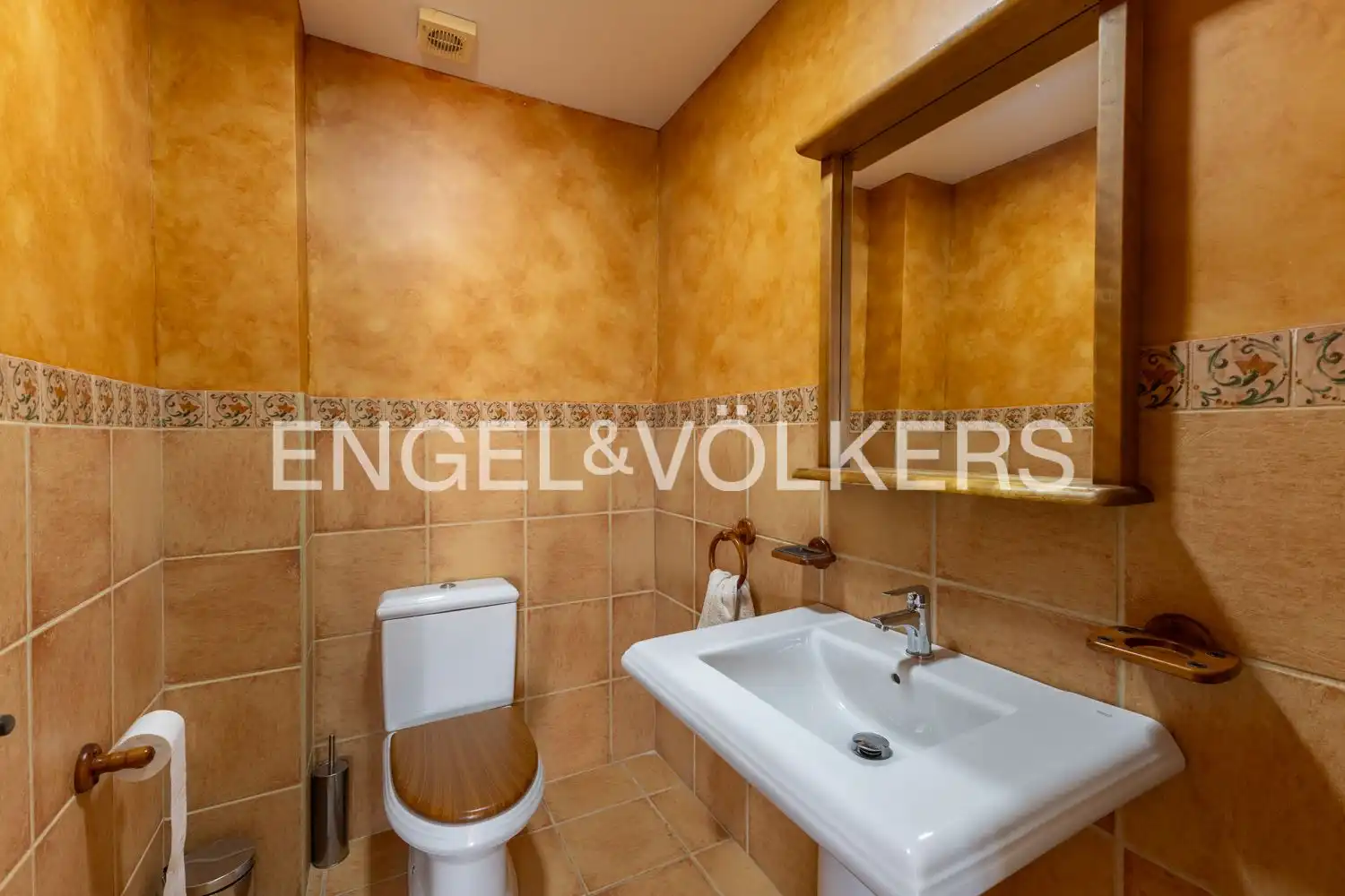 Baño de Casa adosada de alquiler en Puçol con Calefacción, Jardín privado y Terraza