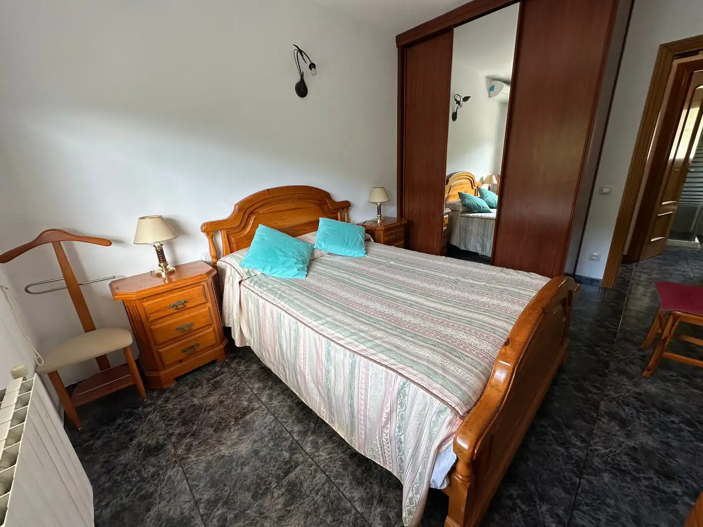 Dormitori de Casa o xalet en venda en Corbera de Llobregat amb Aire condicionat, Calefacció i Jardí privat