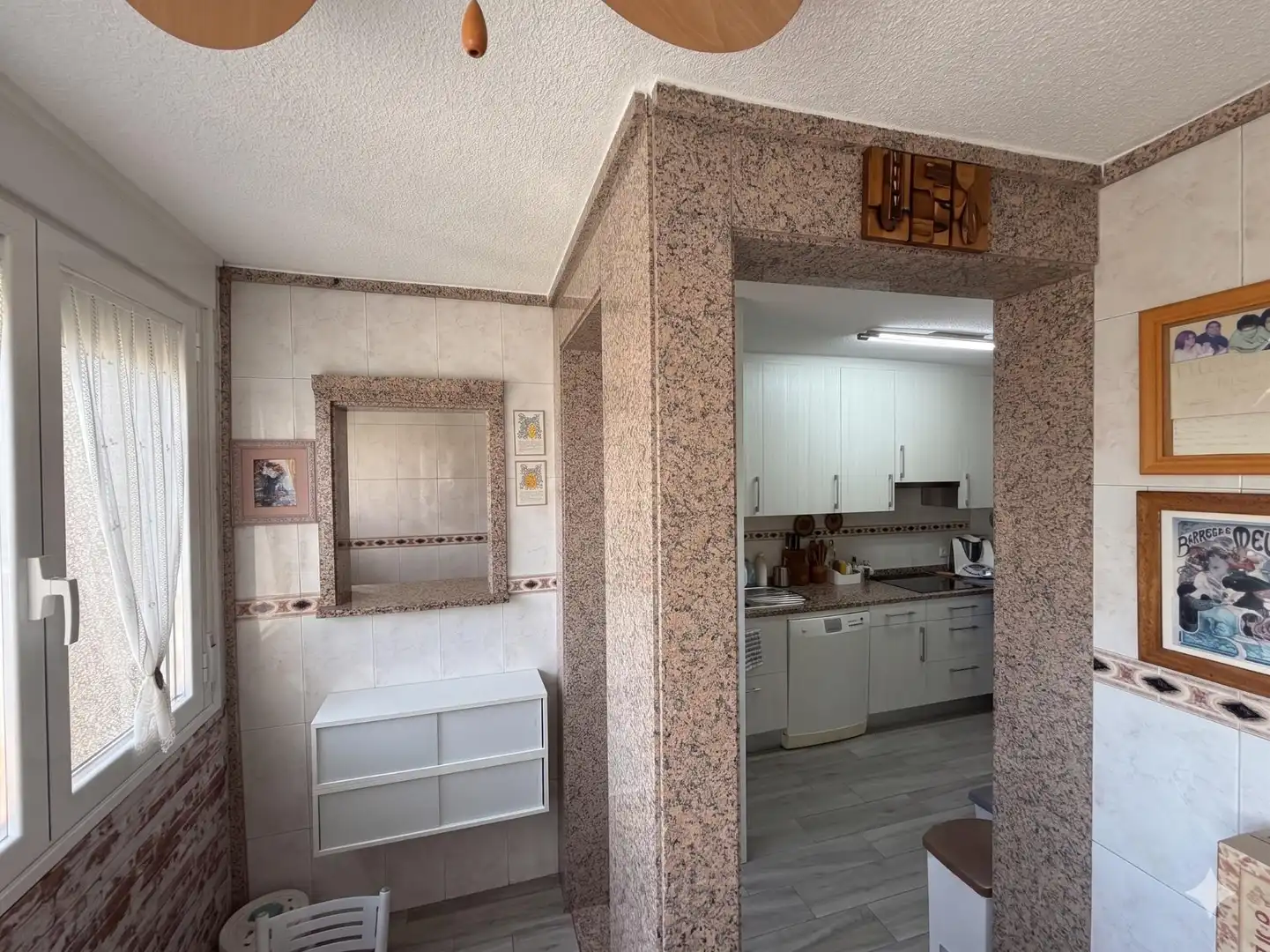 Küche von Wohnung zur Miete in Móstoles mit Klimaanlage, Heizung und Parkett
