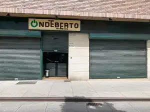 Geschaftsraum zur Miete in Canido