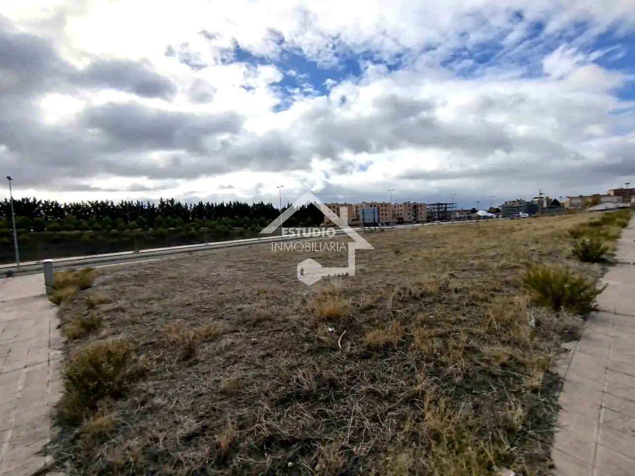 Residential land for sale in Calle Eliseo Sainz Ripa, imagen 22