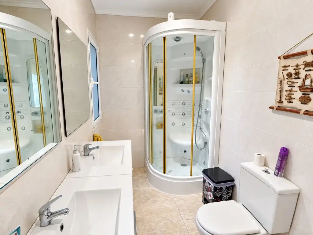 Casa con piscina en venta en Cap Martí - El Tossalet - Pinomar, imagen 9