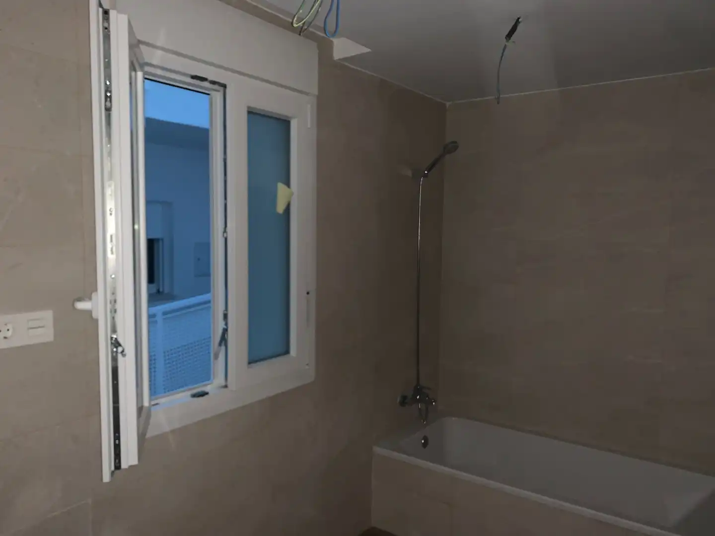 Baño de Piso en venta en Chiclana de la Frontera con Terraza