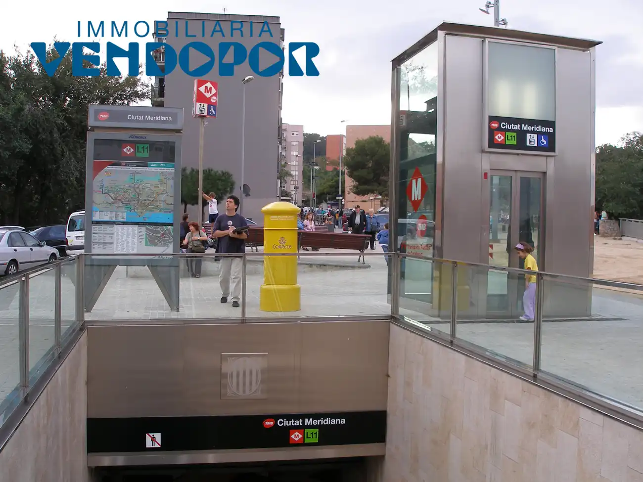 Vista exterior de Local en venda en Barcelona amb Internet i Alarma