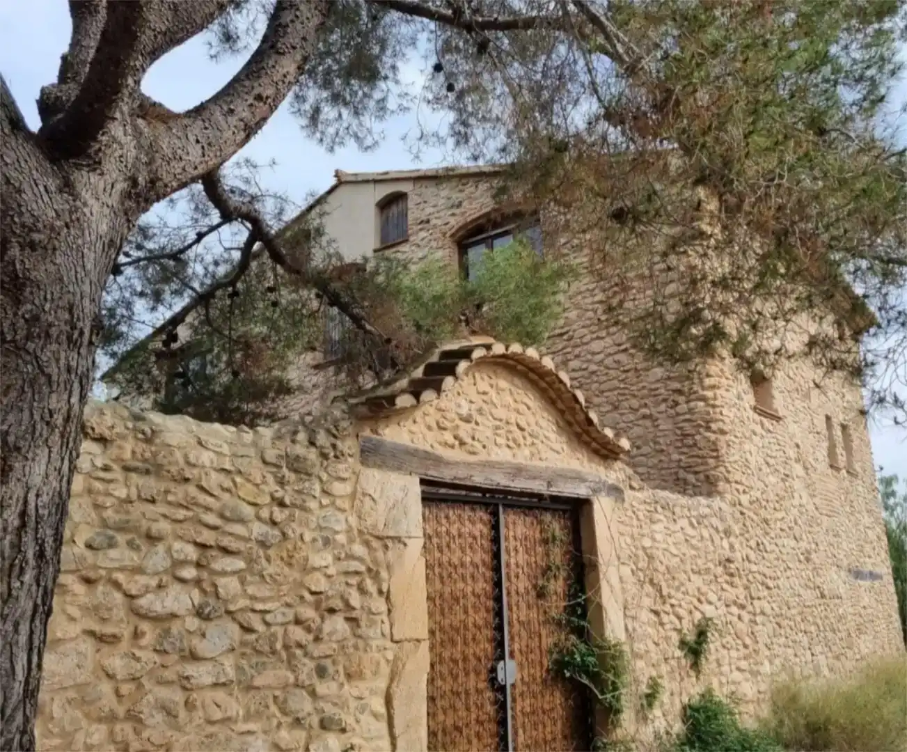 Vista exterior de Finca rústica en venda en El Milà