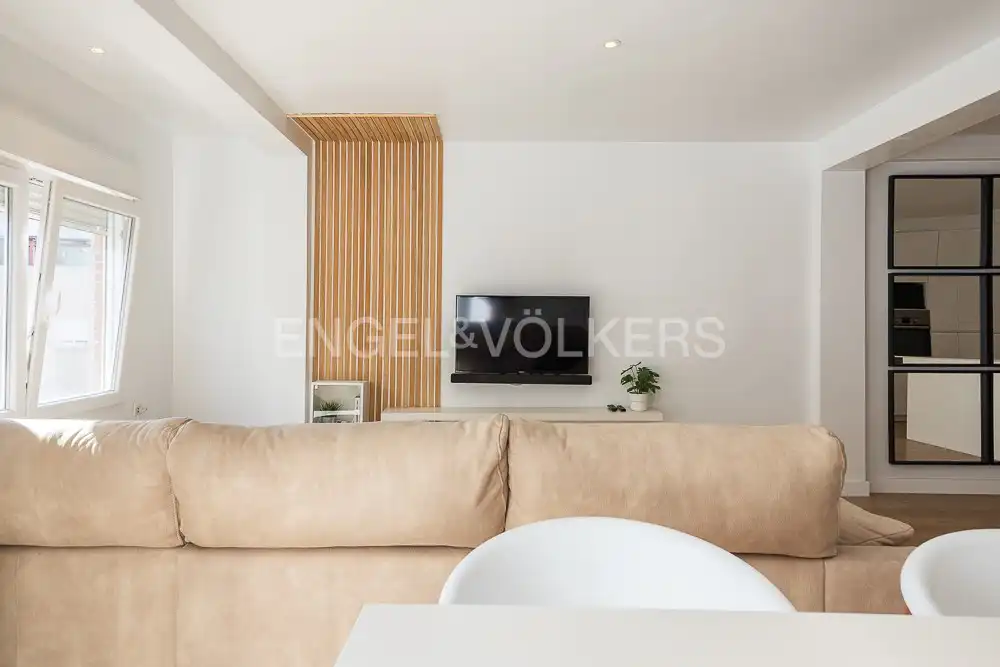 Sala d'estar de Pis de lloguer en Valencia amb Aire condicionat, Calefacció i Parquet