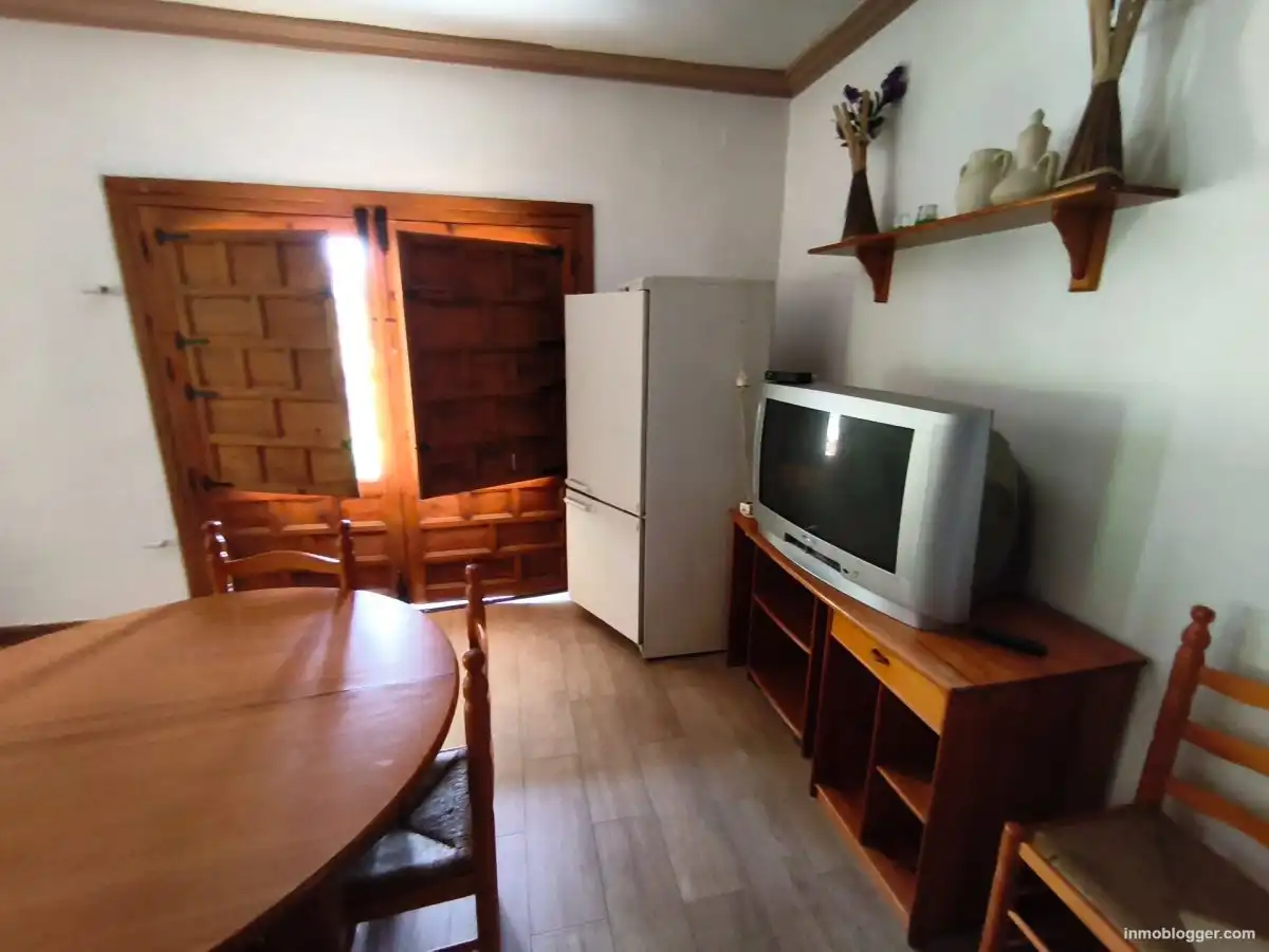 Living room of Flat for sale in Alborache  with Air Conditioner, Furnished and Alarm