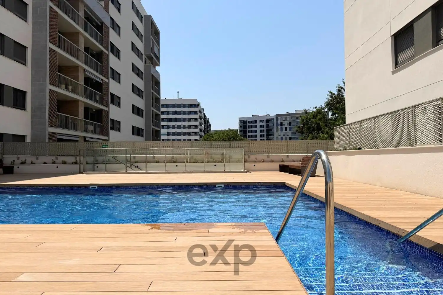 Piscina de Piso de alquiler en Valencia con Aire acondicionado, Calefacción y Terraza