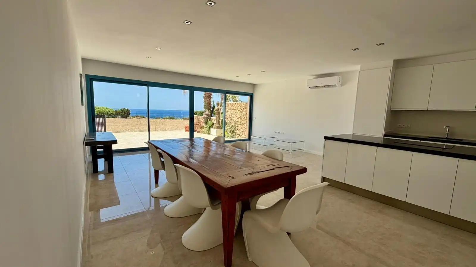 Casa adosada en venta en Cala Vedella - Cala Tarida
