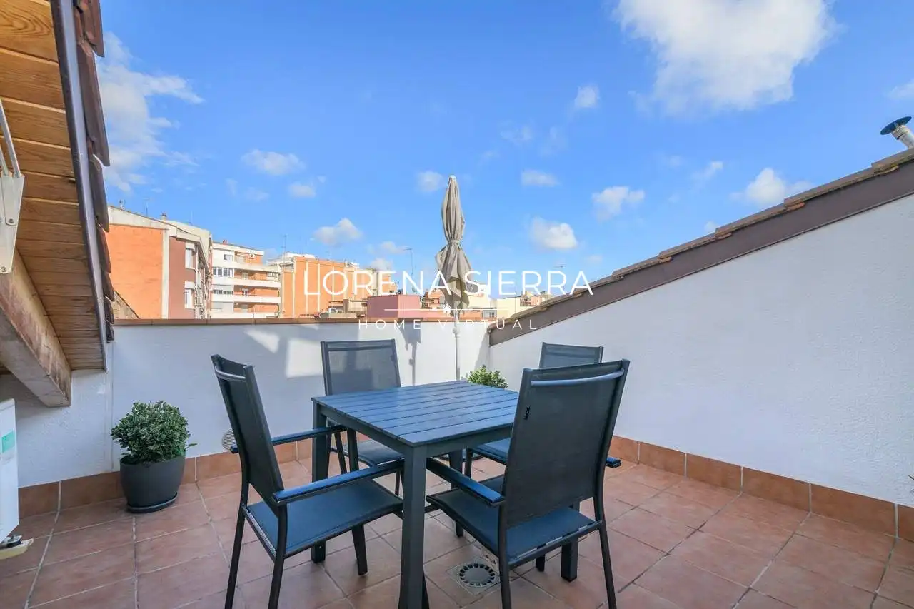 Terrassa de Dúplex en venda en Gavà amb Aire condicionat, Calefacció i Parquet