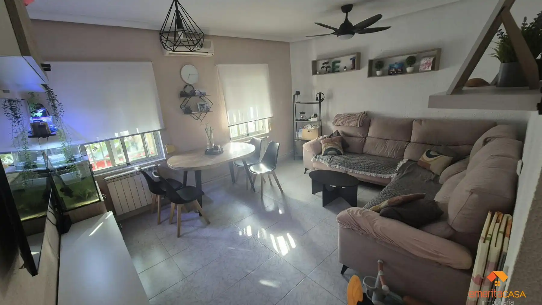 Sala de estar de Apartamento en venta en Cáceres