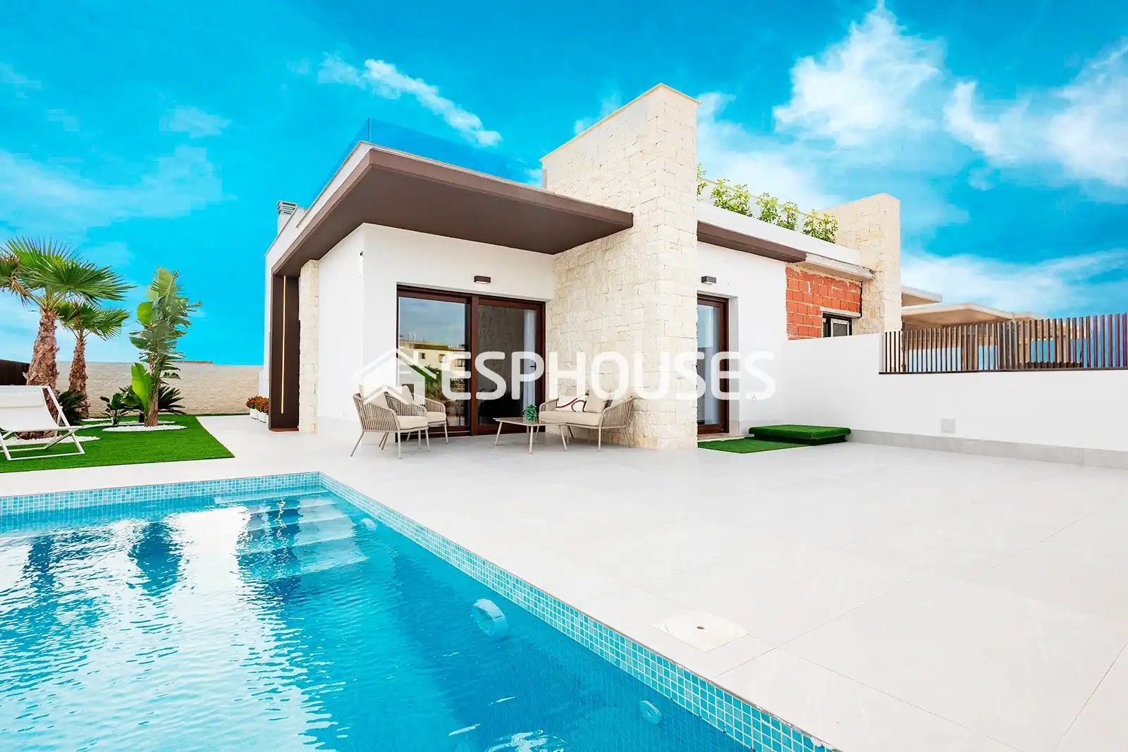Bungalow amb terrassa en venda a Desamparados - Hurchillo - Torremendo