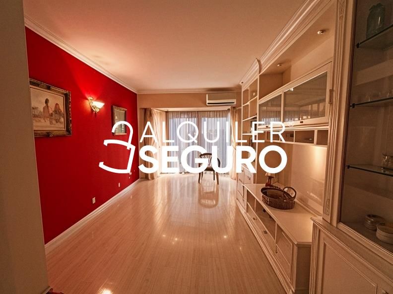 Sala d'estar de Pis de lloguer en  Madrid Capital amb Aire condicionat, Calefacció i Piscina