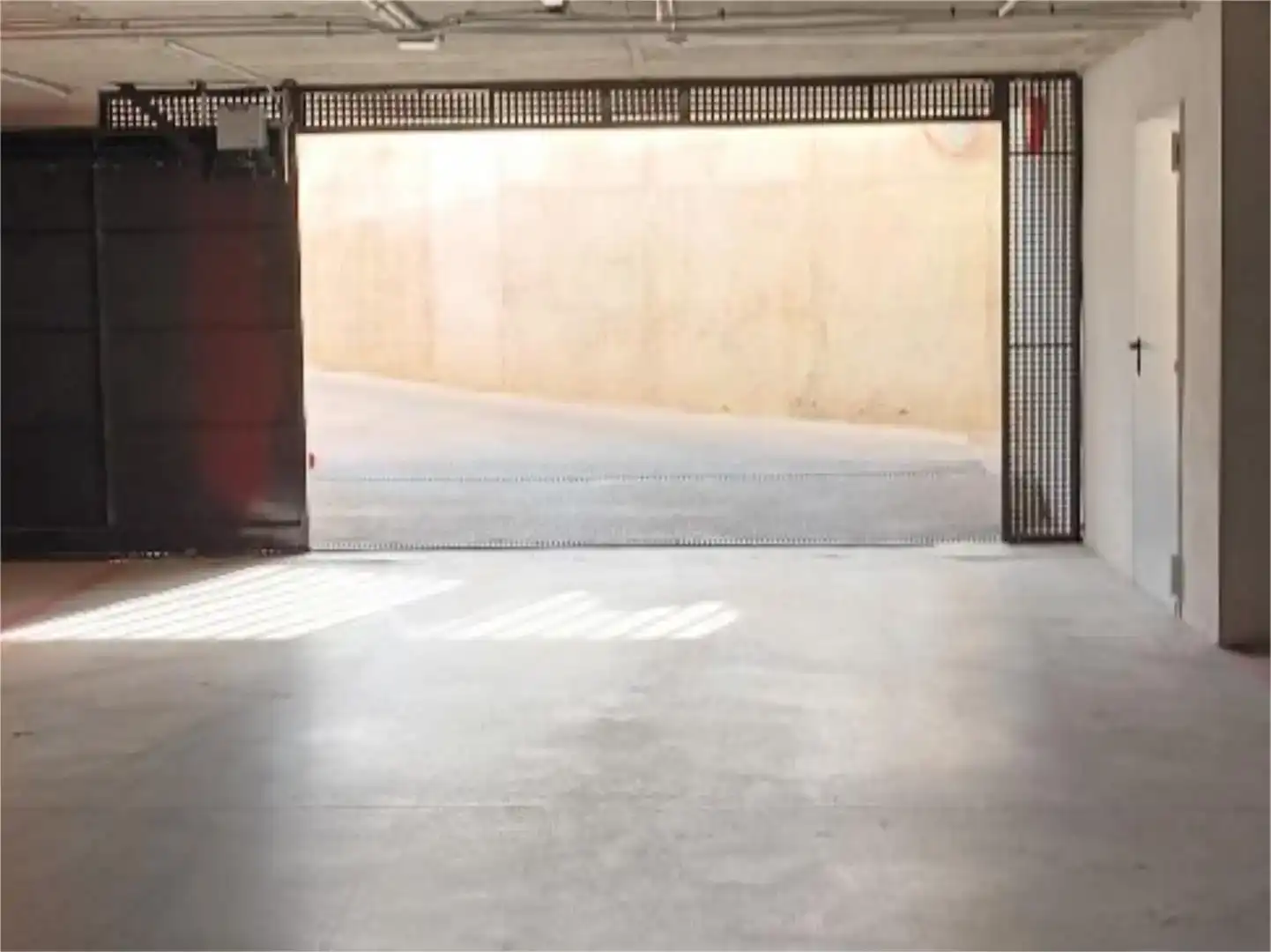 Garage zur Miete in Salafranca - Lloixa  