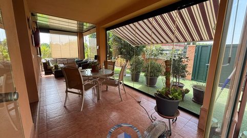 Foto 4 de Casa o chalet en venta en Entrenúcleos, Dos Hermanas
