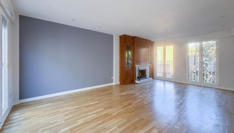 Photo 1 of Single-family semi-detached to rent in Calle Lloctinent, Ausias March, Valencia