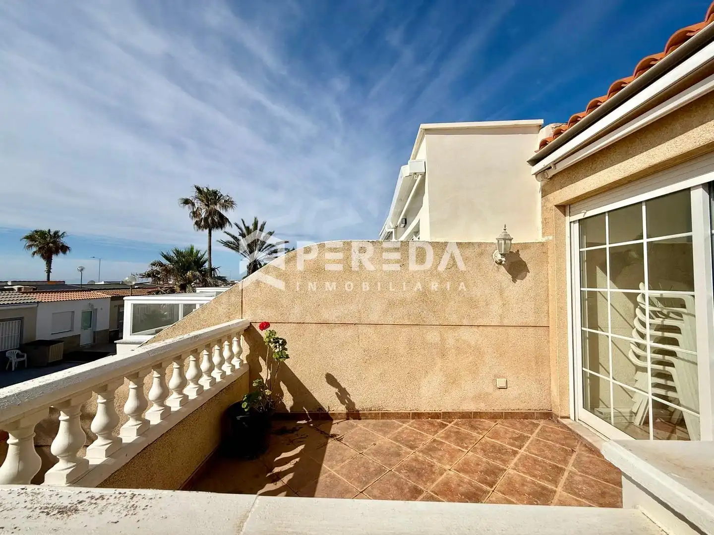 Exterior view of Houses for sale in Roquetas de Mar  with Terrace and Community pool