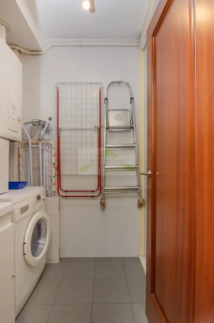 Wohnung zum Verkauf in A Coruña Capital  mit Heizung, Parkett und Abstellraum