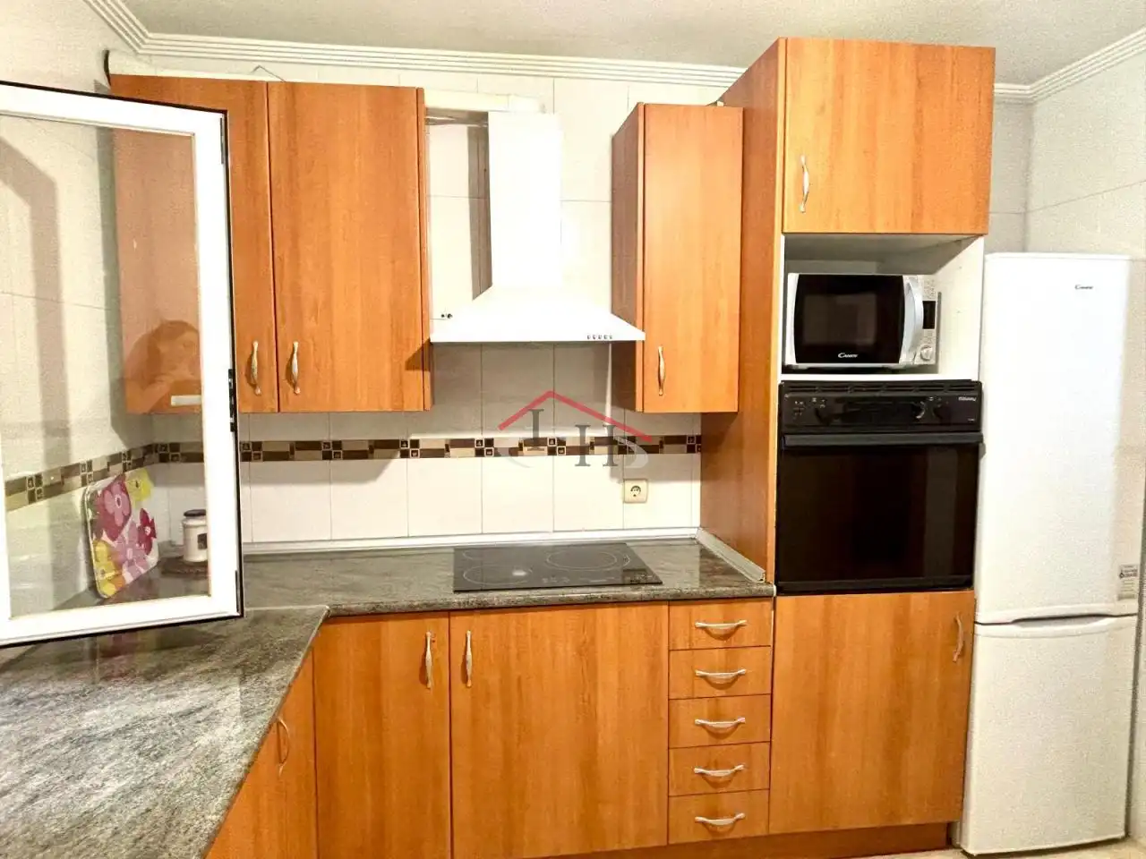 Cocina de Piso en venta en León Capital  con Calefacción, Trastero y Amueblado