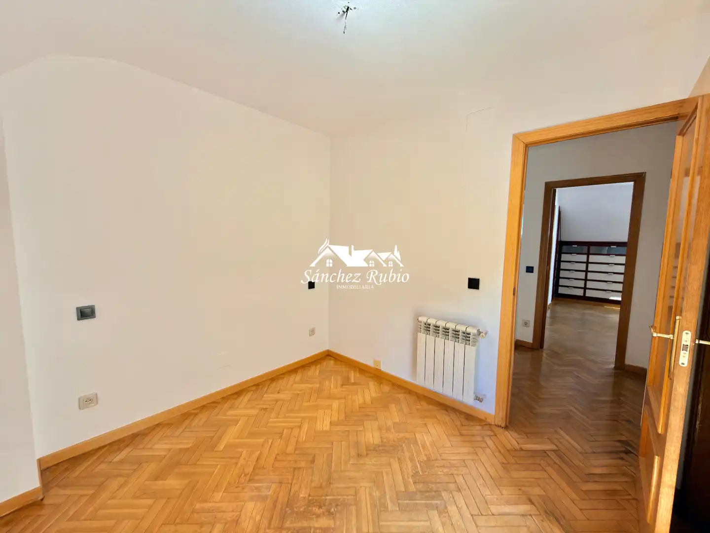 Piso en venta en Torrelodones con Calefacción, Parquet y Terraza