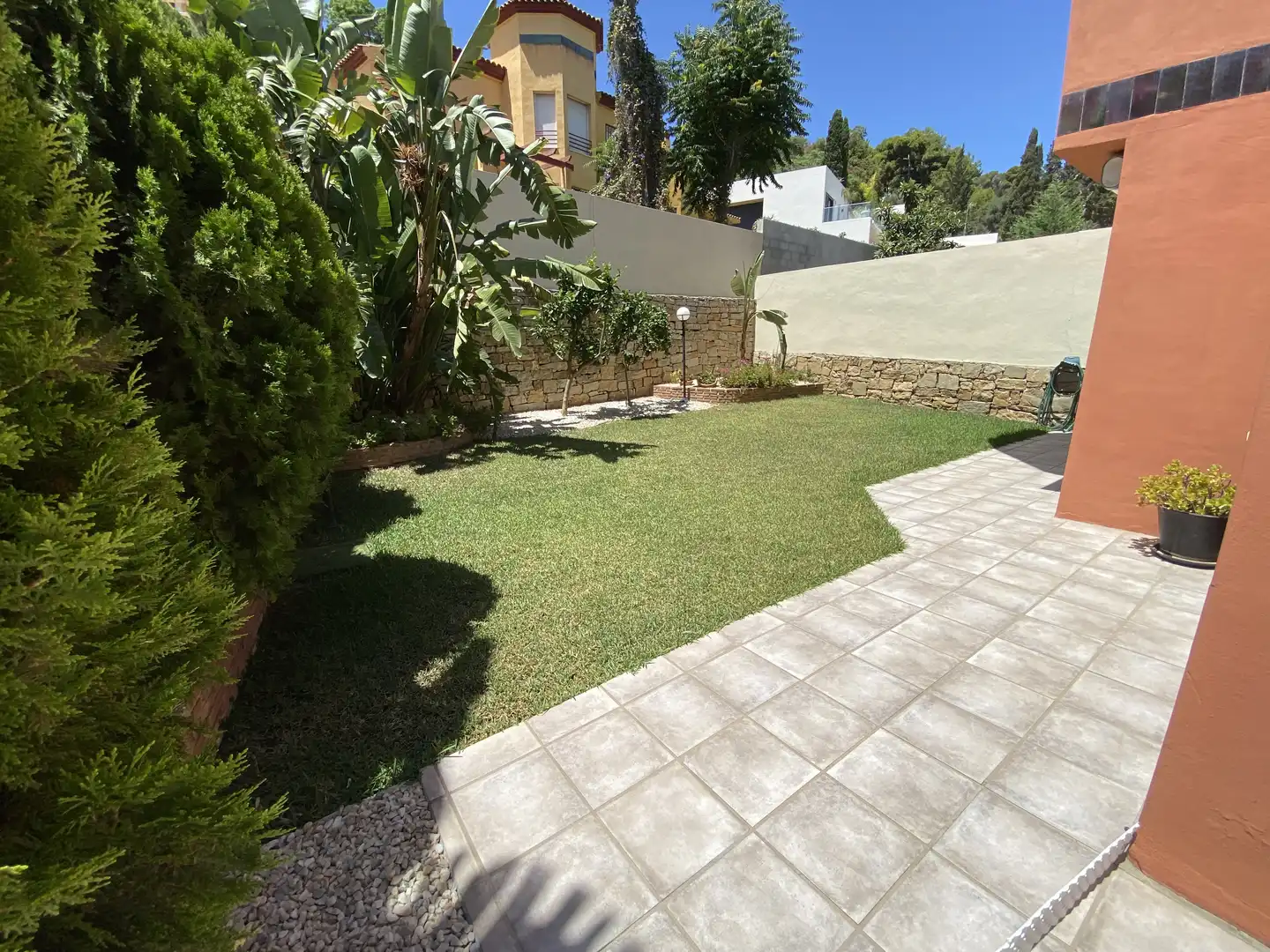 Jardín de Casa adosada en venta en Torremolinos con Aire acondicionado, Jardín privado y Terraza