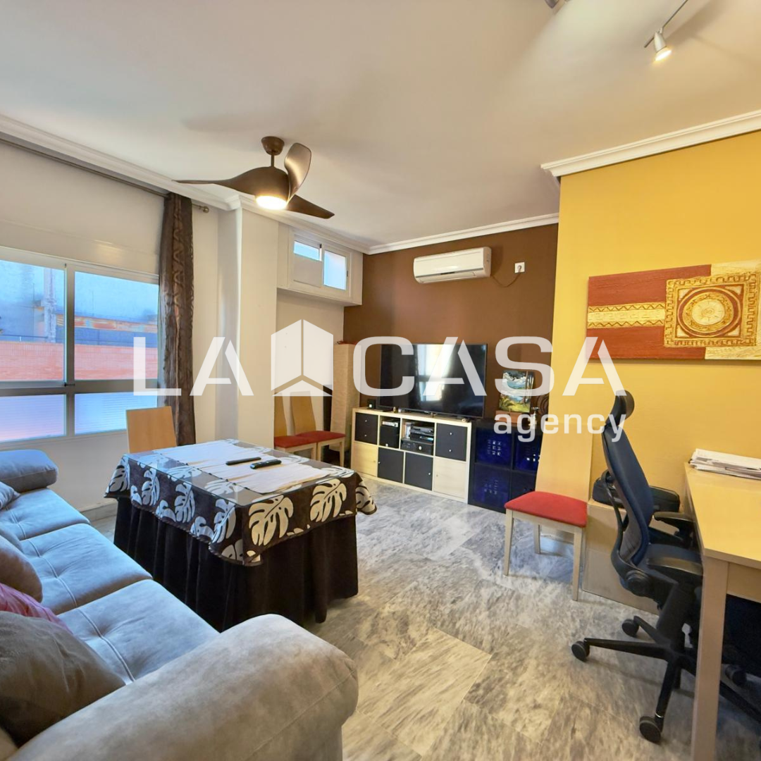 Attic for sale in  Sevilla Capital  with Terrace