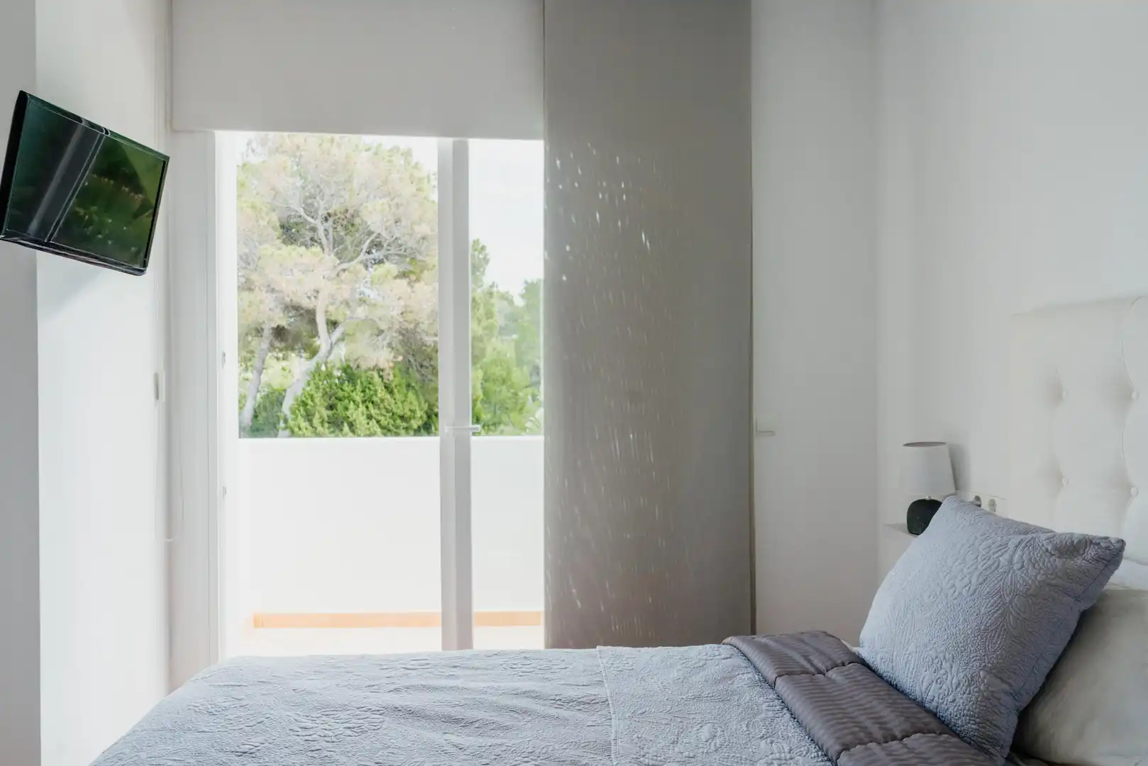 Casa aparellada amb terrassa en venda a Cala Vedella-Cala Tarida, imagen 9