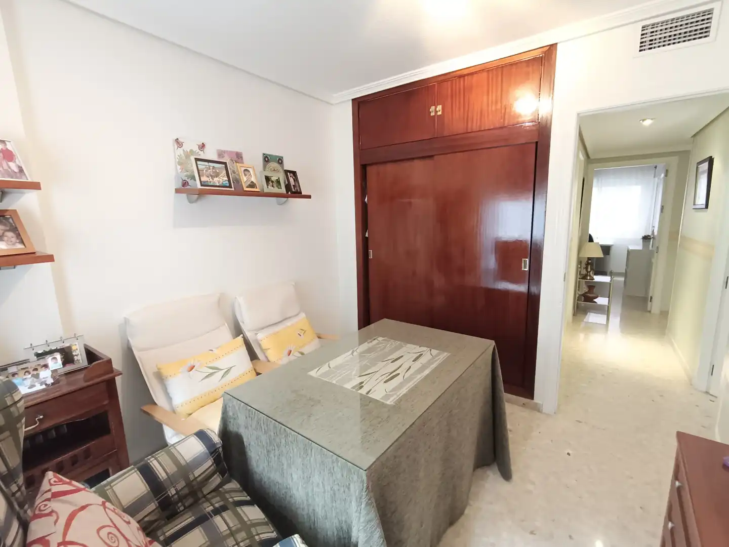 Comedor de Piso en venta en Córdoba con Aire acondicionado, Trastero y Amueblado