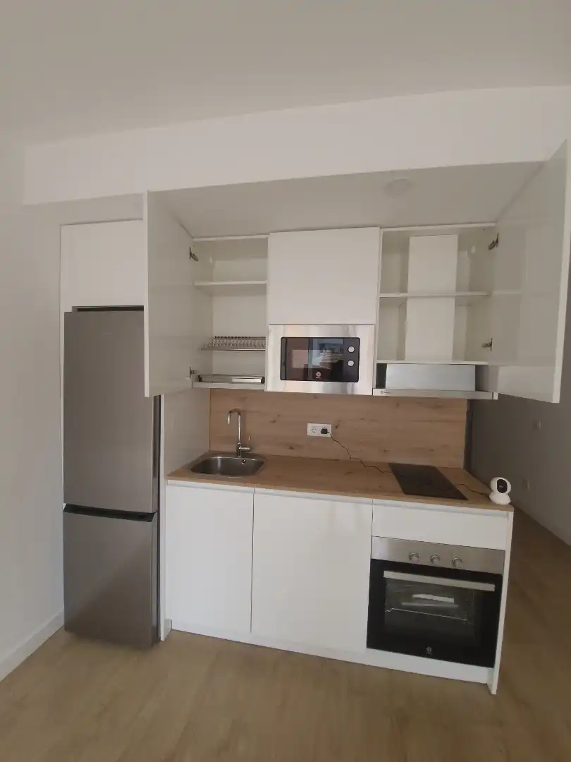 Kitchen of Flat for rent in Madrid  with Air Conditioner, Heating and Storage room