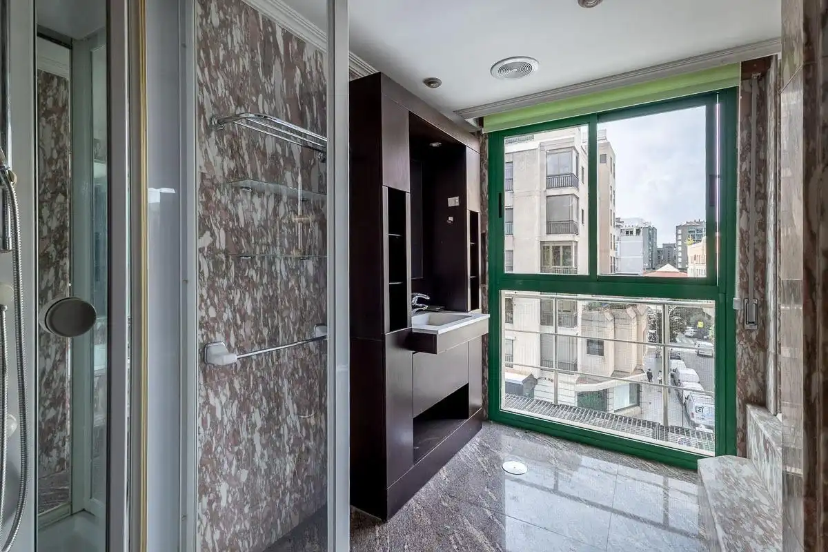 Bathroom of Duplexes for rent in Centro